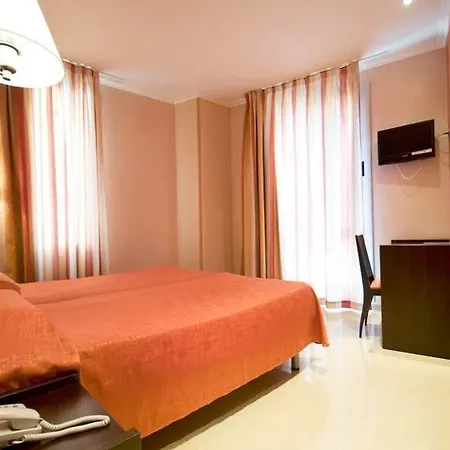 Hotel Atlas 3*